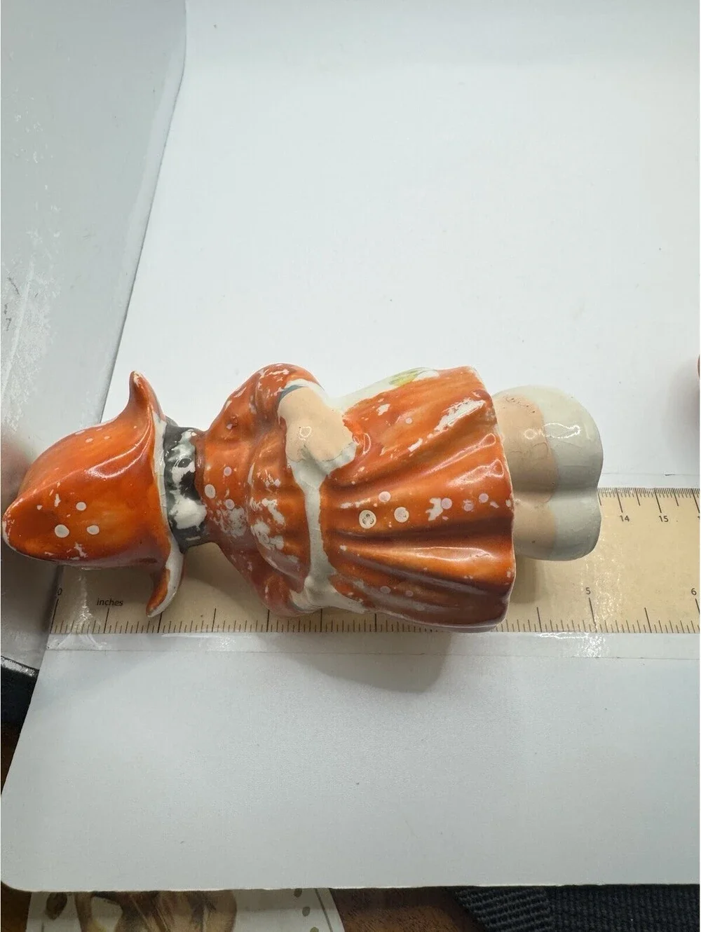 Vintage Salt and Pepper Shakers ~ Kissing Dutch Boy and Girl ~ Japan - Red